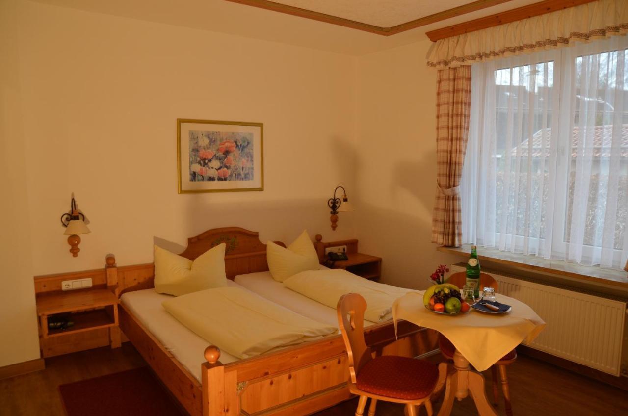 Gaestehaus Maria Garmisch-Partenkirchen Exterior foto